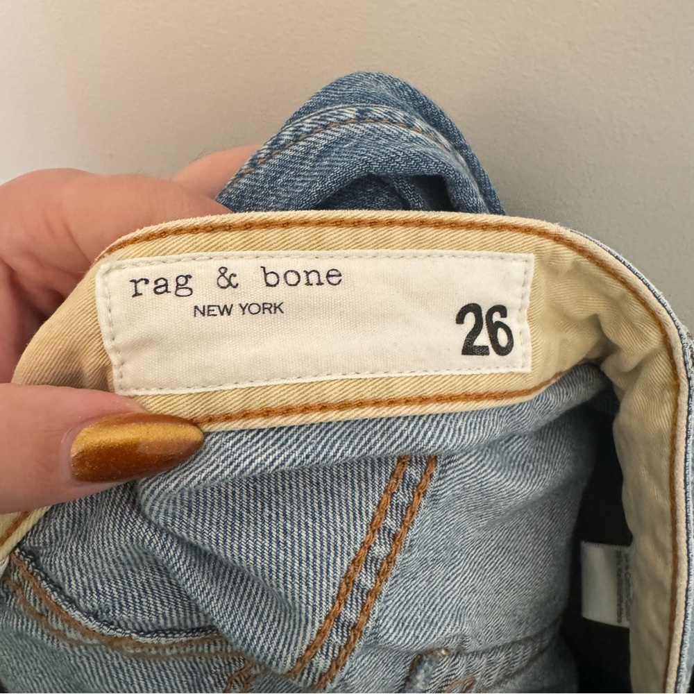 Rag & Bone Logan Mid-Rise Wide Leg Jeans - Picture 6 of 10
